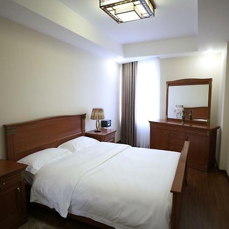 Bokhtar Apart Hotel 杜尚别 外观 照片